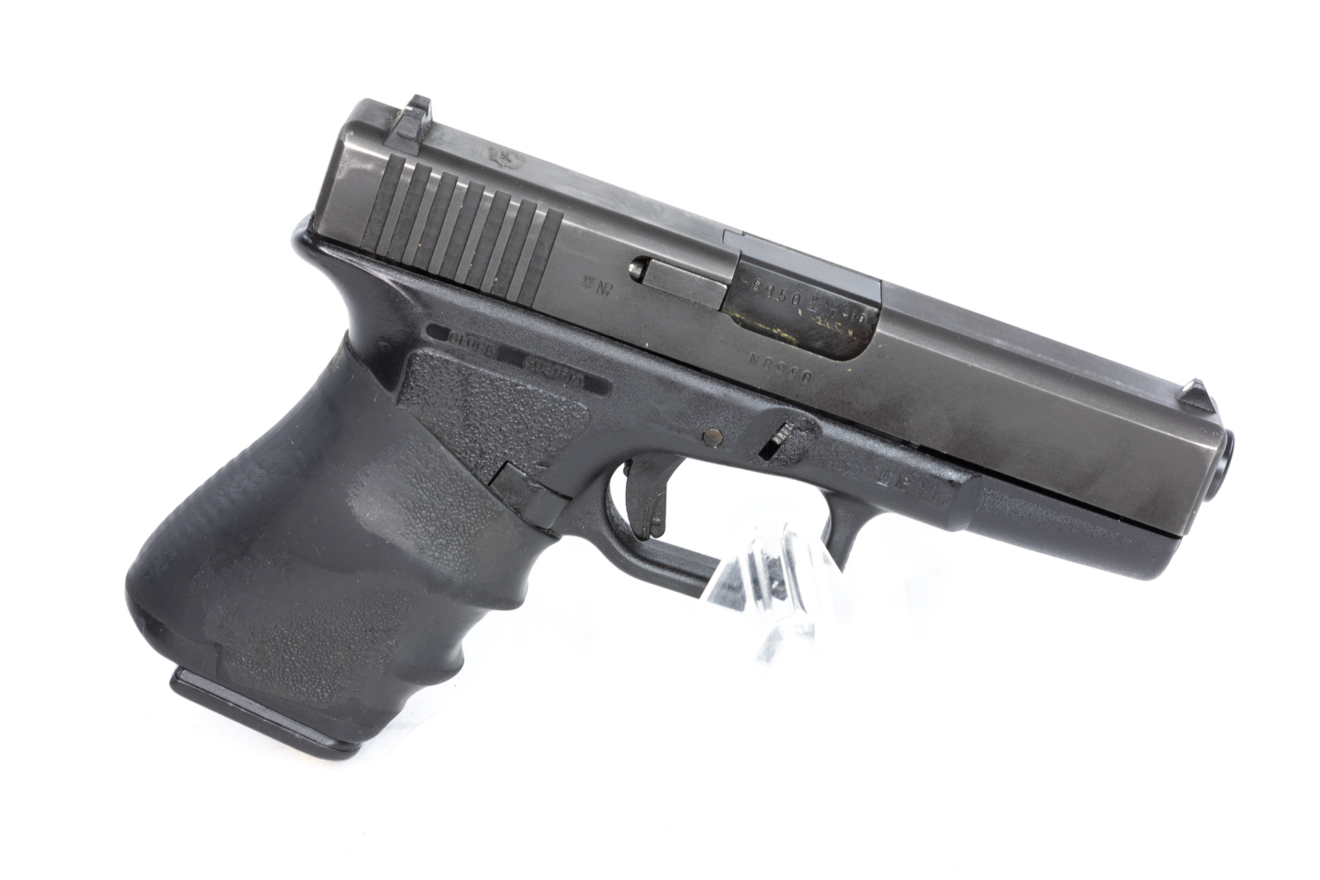 gebr. GLOCK 19 mit Hogue Gummigriff im Originalkoffer, Zustand: Gut - NPR: € 805,00